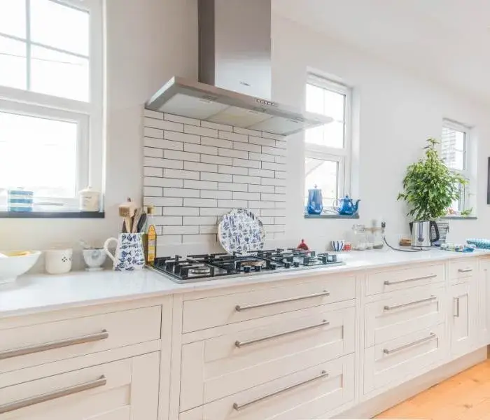 Kitchen Gallery – White Kitchen Design – The Plymouth Kitchen Company Kitchen Gallery - White Kitchen Design - The Plymouth Kitchen Company