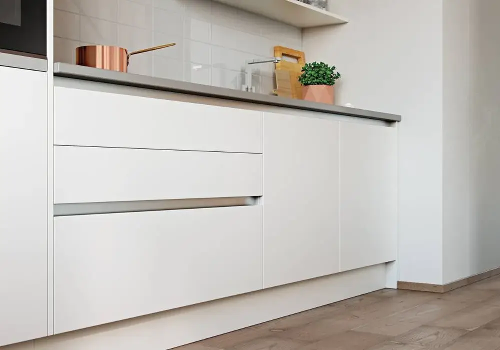 Contract Kitchens Plymouth - Handleless Style - The Plymouth Kitchen Company